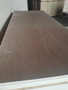 2.5mm/2.7mm Okoume Veneer Faced Door Skin Plywood 2.5mm/2.7mm okoume veneer faced door skin plywood